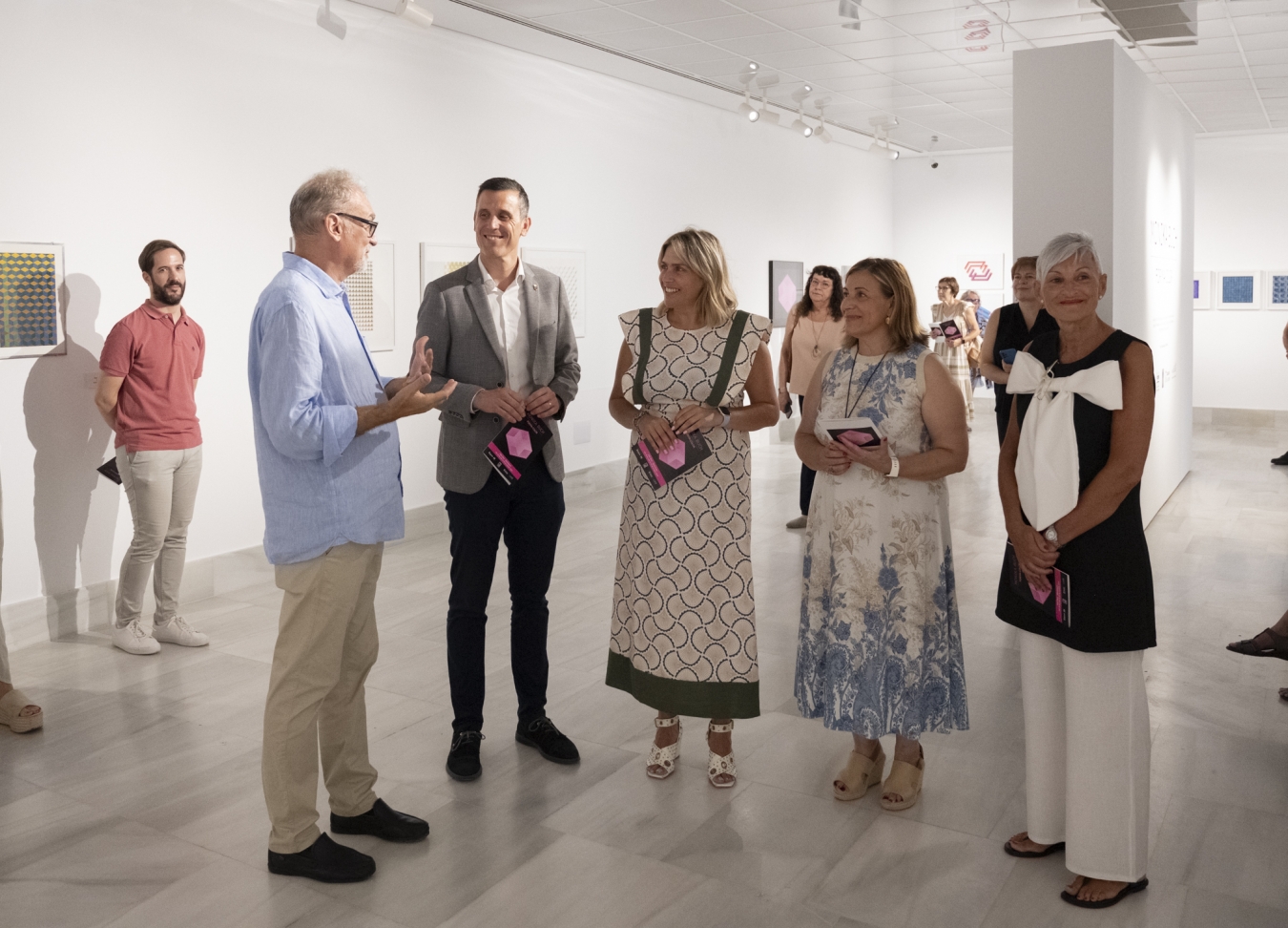 La Diputació de Castelló i l'Ajuntament de Benicàssim difonen la cultura i l'art contemporani en Villa Elisa a través de l'exposició ‘Monika Buch. Forma i color’