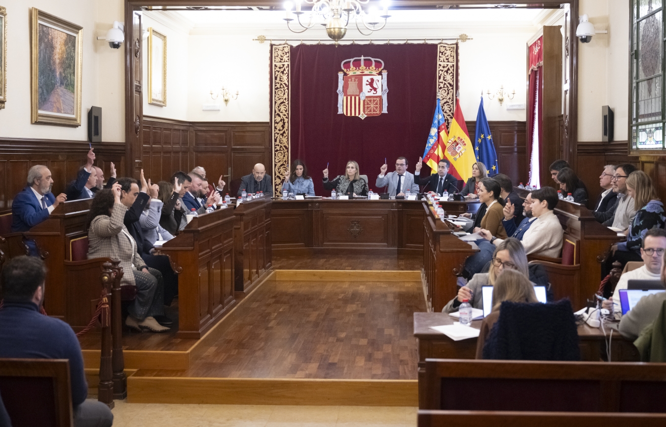 La Diputació de Castelló exigix al Govern d'Espanya les inversions necessàries per a la província i que deixe de castigar els treballadors autònoms