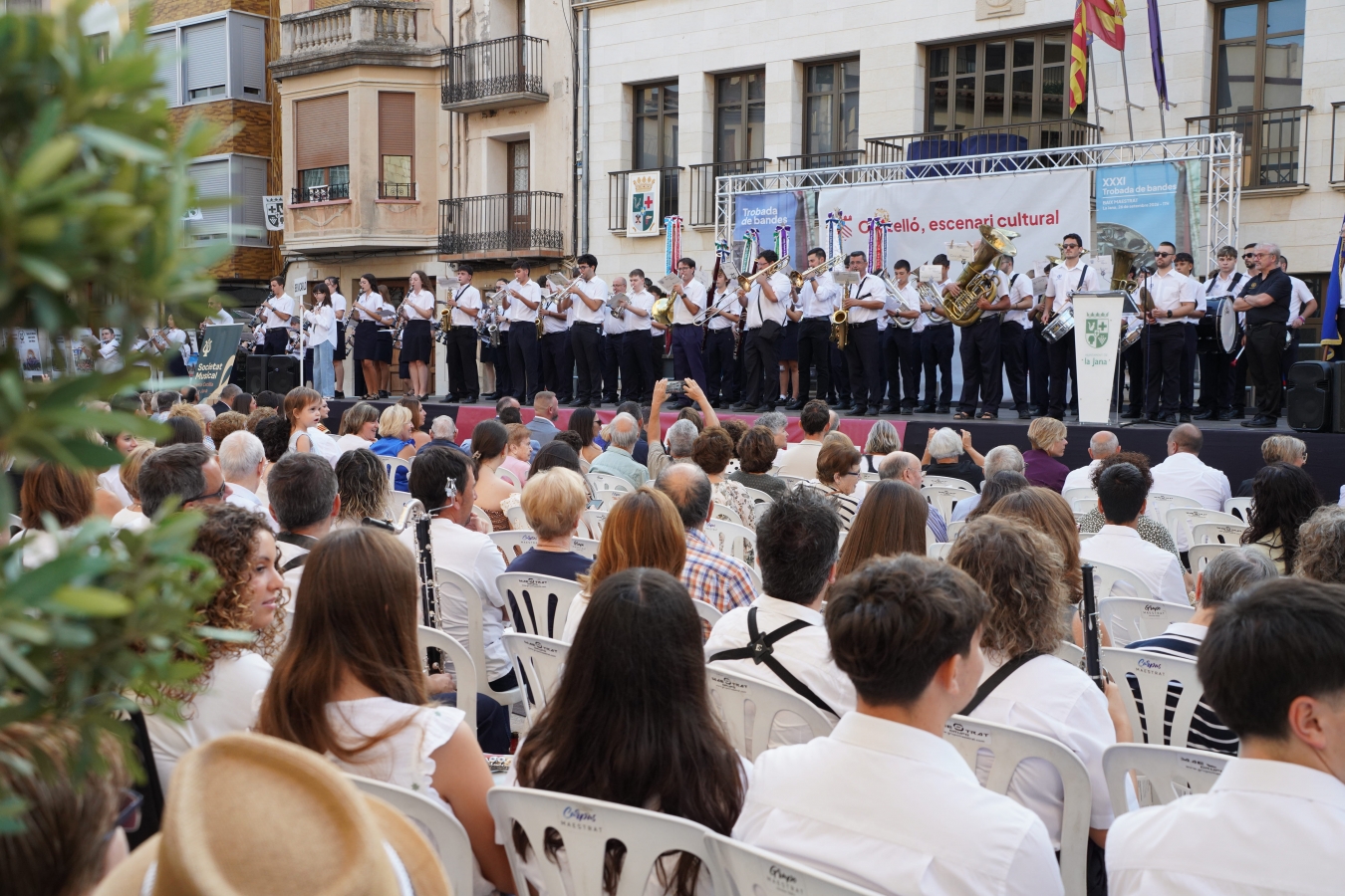 La Diputación de Castellón llena La Jana de un gran ambiente musical con la celebración de la XXXI Trobada de Bandes del Baix Maestrat